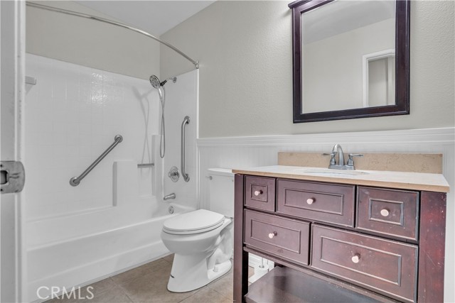 29331 Mawr Court, Menifee CA: https://media.crmls.org/medias/c5481438-85d4-41c5-9bd1-6b3b4d82d6e4.jpg