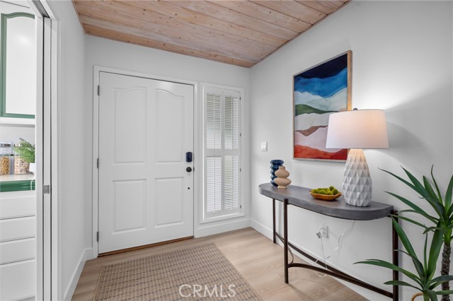6808 Kings Harbor Drive, Rancho Palos Verdes CA: https://media.crmls.org/medias/c54833c8-8133-4289-ba27-a2cdcbccc3d5.jpg