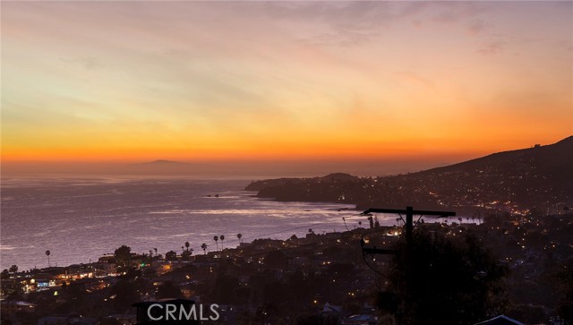 Detail Gallery Image 44 of 48 For 2163 Crestview Dr, Laguna Beach,  CA 92651 - 3 Beds | 2/1 Baths