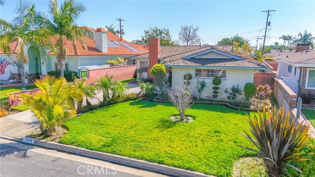 Detail Gallery Image 2 of 23 For 10246 Julius, Downey,  CA 90241 - 4 Beds | 2 Baths