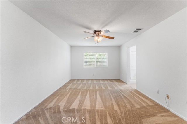 Detail Gallery Image 14 of 38 For 45334 Stadium, Lancaster,  CA 93535 - 4 Beds | 2 Baths