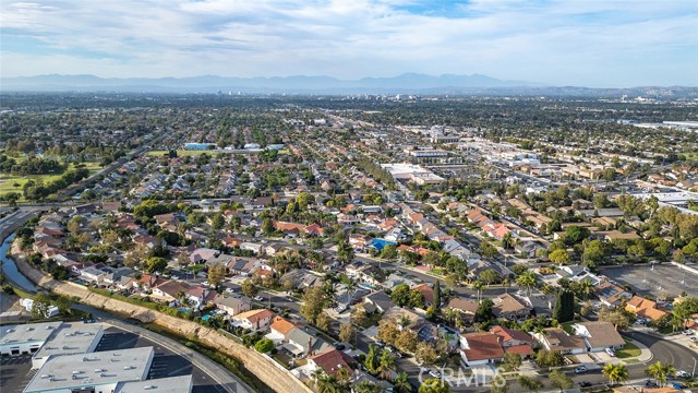 Detail Gallery Image 58 of 67 For 3129 S Rene Dr, Santa Ana,  CA 92704 - 4 Beds | 3 Baths