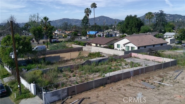 Detail Gallery Image 9 of 10 For 2339 Kellogg Ct, Altadena,  CA 91001 - – Beds | – Baths