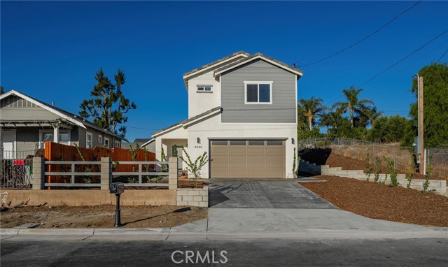 Detail Gallery Image 4 of 43 For 4040 Acacia Ave, Norco,  CA 92860 - 3 Beds | 2/1 Baths