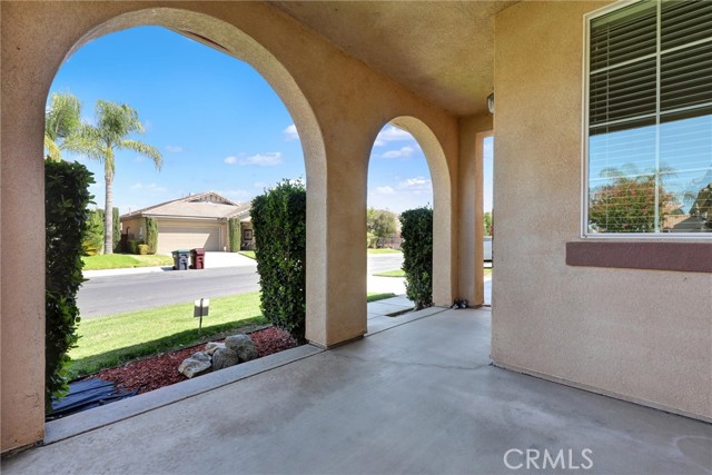 Detail Gallery Image 5 of 53 For 29623 Tierra Shores Ln, Menifee,  CA 92584 - 4 Beds | 2/1 Baths