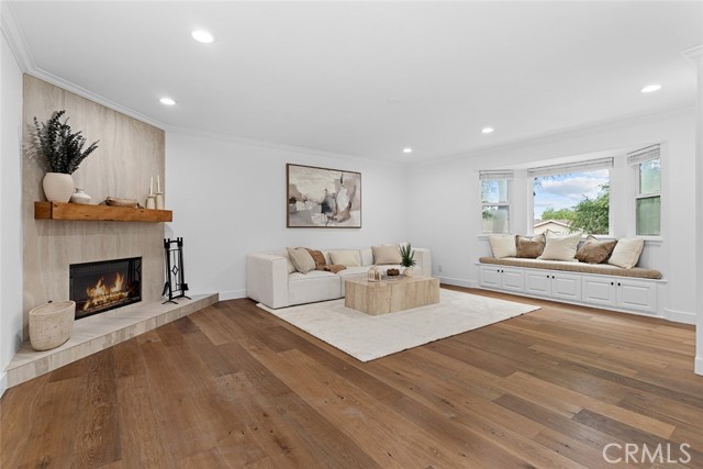 Detail Gallery Image 7 of 26 For 2162 Montgomery Road, Thousand Oaks,  CA 91360 - 4 Beds | 3 Baths