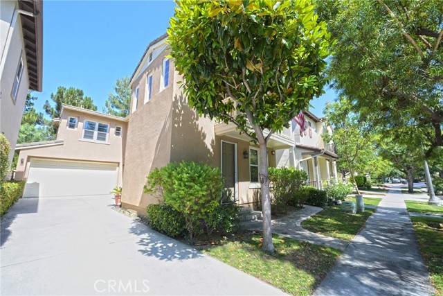 45 Coriander, Irvine CA: https://media.crmls.org/medias/c54ddf1a-03b9-490e-be88-21ab06818fdf.jpg