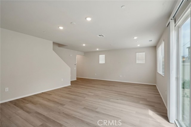 Detail Gallery Image 5 of 44 For 2070 Zest St, Redlands,  CA 92374 - 5 Beds | 3 Baths