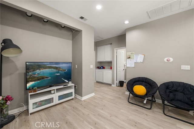 Detail Gallery Image 18 of 44 For 14171 Shoreline Dr, Chino Hills,  CA 91709 - 3 Beds | 2/1 Baths