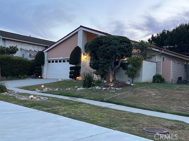 Detail Gallery Image 2 of 50 For 25541 Rolling Hills Way, Torrance,  CA 90505 - 3 Beds | 3 Baths