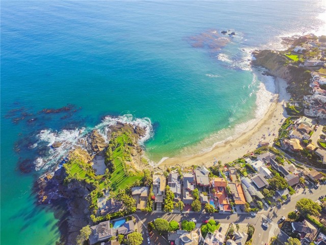 203 Crescent Bay Drive, Laguna Beach, California 92651, 4 Bedrooms Bedrooms, ,4 BathroomsBathrooms,Residential Lease,For Rent,203 Crescent Bay Drive,CRNP24162760