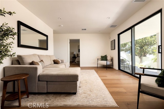 4 Bed Home for Sale in Los Angeles, California