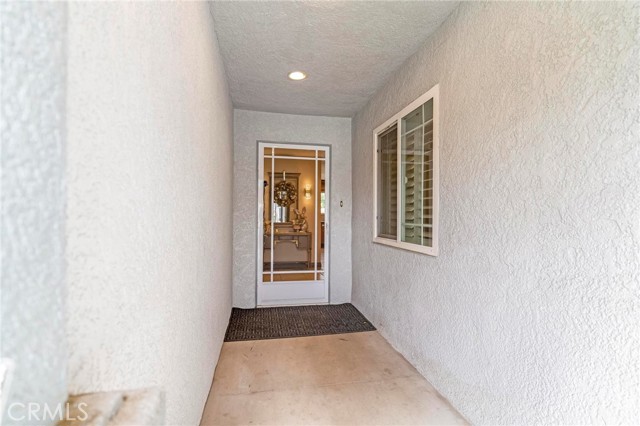 Detail Gallery Image 4 of 39 For 330 E Gladstone St, San Dimas,  CA 91773 - 4 Beds | 3 Baths
