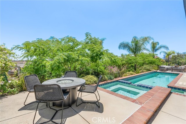 18522 Topanga Canyon, Silverado CA: https://media.crmls.org/medias/c5519086-ea10-441a-bd12-532d708a6ed5.jpg