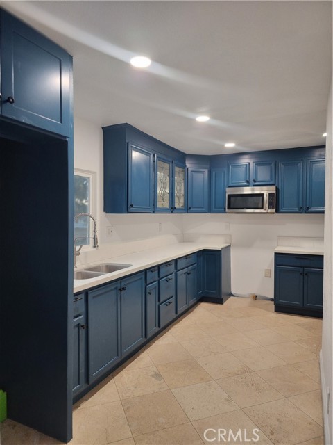 Detail Gallery Image 4 of 15 For 13402 S Willowbrook, Compton,  CA 90222 - 3 Beds | 2 Baths