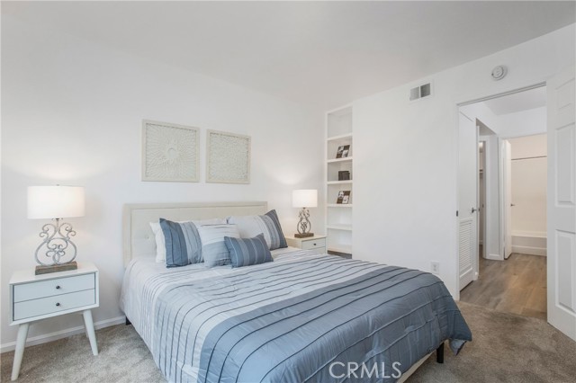 25712 Le Parc, Lake Forest CA: https://media.crmls.org/medias/c551d1cf-a079-4505-a953-02afb7077f88.jpg