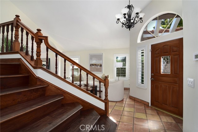 Detail Gallery Image 5 of 41 For 951 Firestone Cir, Simi Valley,  CA 93065 - 4 Beds | 3 Baths