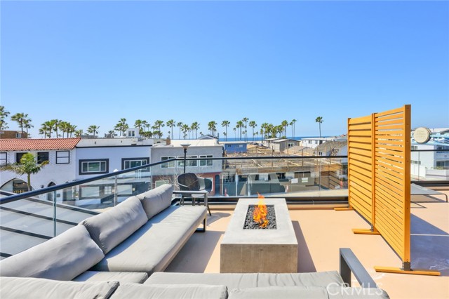 Detail Gallery Image 10 of 10 For 504 E Balboa Blvd, Newport Beach,  CA 92661 - 3 Beds | 2 Baths