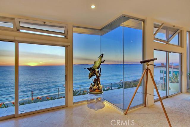 501 Paseo de la Playa, Redondo Beach, California 90277, 5 Bedrooms Bedrooms, ,1 BathroomBathrooms,Residential,Sold,Paseo de la Playa,PV16082156