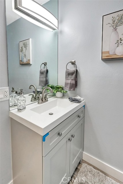 2nd bathroom