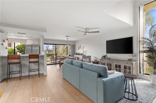 45436 Driftwood Drive, Palm Desert CA: https://media.crmls.org/medias/c553cd21-372d-4a0f-b4d8-8a4921c47446.jpg