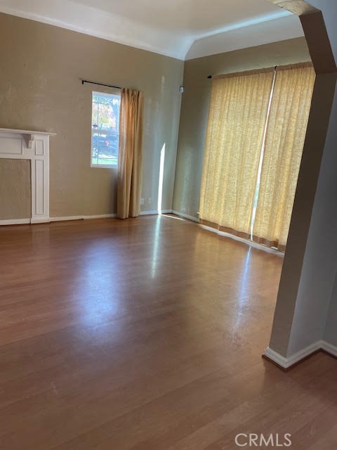 Detail Gallery Image 9 of 32 For 803 N Glendale Ave, Glendale,  CA 91206 - 4 Beds | 2 Baths