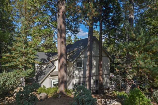 Detail Gallery Image 20 of 38 For 196 N Fairway Dr, Lake Arrowhead,  CA 92352 - 3 Beds | 2 Baths