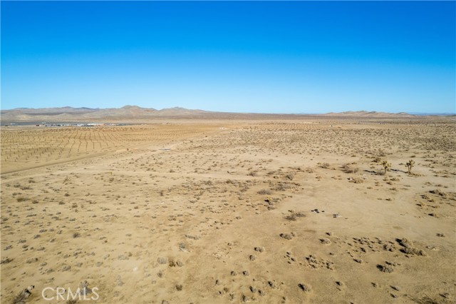 5331 Desoto Avenue, Adelanto CA: https://media.crmls.org/medias/c554afa6-07cd-401c-860a-a0f574bcf86b.jpg