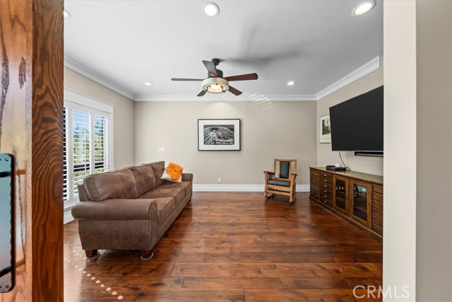 Detail Gallery Image 18 of 52 For 1167 Roxbury Dr #103,  Los Angeles,  CA 90035 - 2 Beds | 4/1 Baths