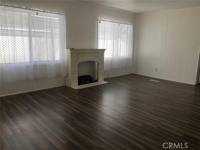 Detail Gallery Image 17 of 21 For 12550 E Carson St #120,  Hawaiian Gardens,  CA 90716 - 2 Beds | 1/1 Baths