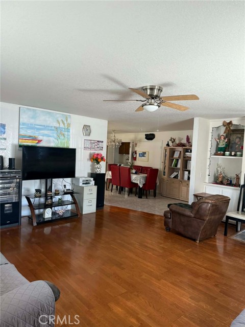 Detail Gallery Image 4 of 35 For 1934 Tulipwood Drive, Paso Robles,  CA 93446 - 4 Beds | 3 Baths