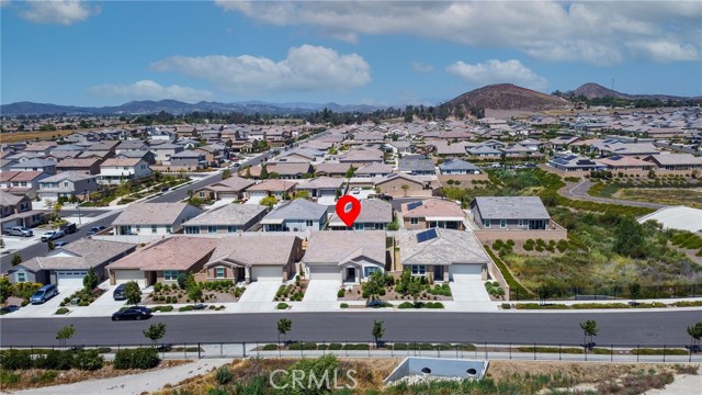 32589 Richardson Street, Menifee CA: https://media.crmls.org/medias/c5566809-1401-4d06-b391-c9e638a284ad.jpg