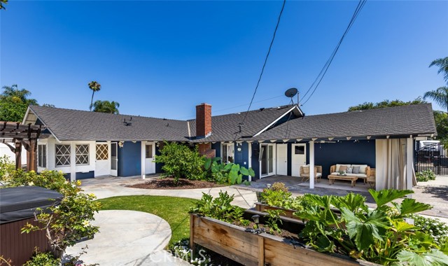 2119 E Denise Avenue, Orange CA: https://media.crmls.org/medias/c556f51a-3b5d-457f-8b7f-c8a92cc6c204.jpg