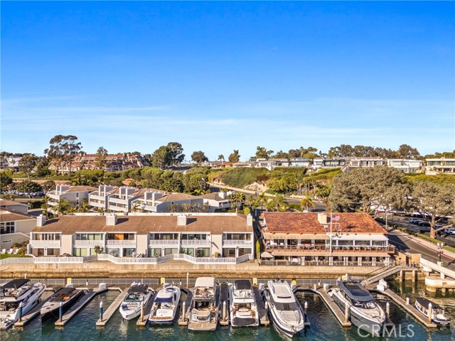 Detail Gallery Image 41 of 44 For 1033 Bayside Cove #106,  Newport Beach,  CA 92660 - 2 Beds | 2/1 Baths