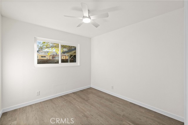 Detail Gallery Image 15 of 27 For 44054 Elm Ave, Lancaster,  CA 93534 - 4 Beds | 2 Baths