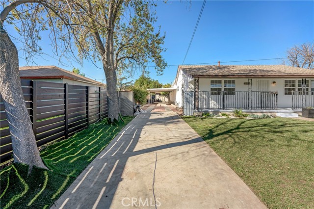 6059 Vantage Avenue, Valley Glen CA: https://media.crmls.org/medias/c558fadf-f462-4691-a94f-35a003d25af4.jpg