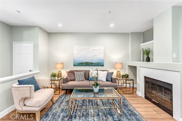 Detail Gallery Image 6 of 50 For 304 Birch Grove, Irvine,  CA 92618 - 2 Beds | 2/1 Baths