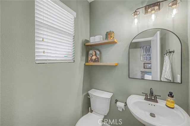 Detail Gallery Image 23 of 34 For 115 Festive Ct, Beaumont,  CA 92223 - 3 Beds | 2/1 Baths