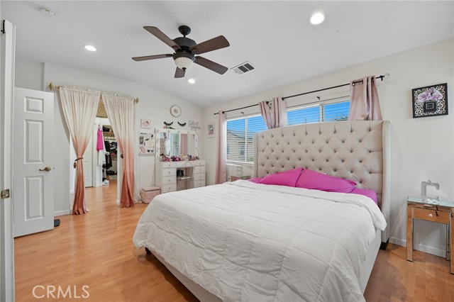 Detail Gallery Image 19 of 39 For 661 Corte San Julian, Perris,  CA 92571 - 4 Beds | 2/1 Baths