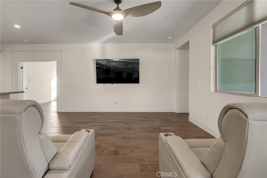 MLS #DW25252670 image #15