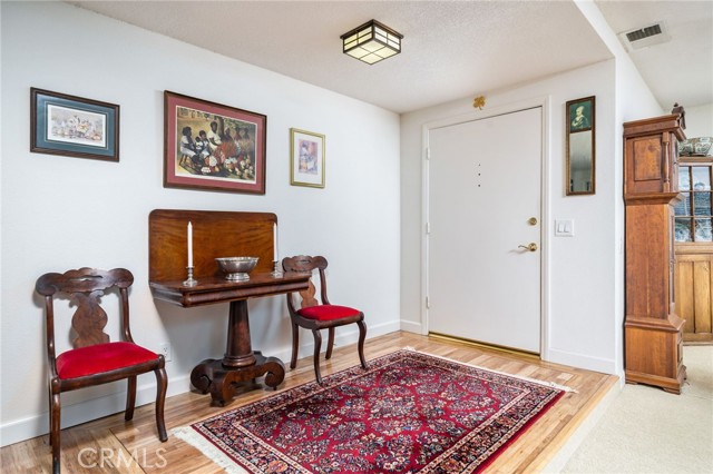 Detail Gallery Image 5 of 51 For 524 Mount Carmel Dr, Claremont,  CA 91711 - 4 Beds | 2/1 Baths