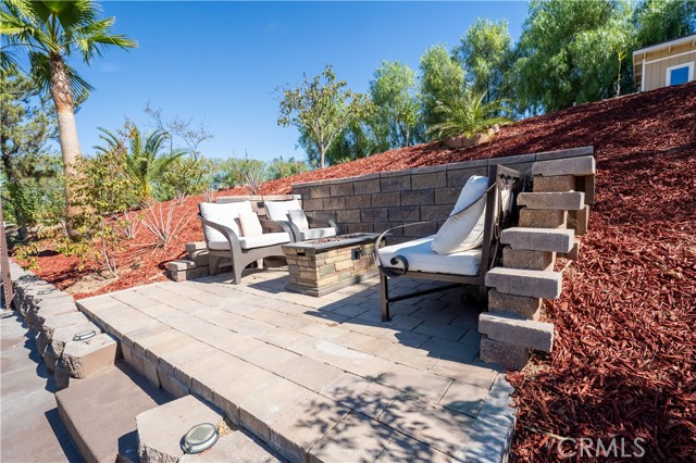 Detail Gallery Image 28 of 71 For 18296 Hollowtree Ln, Riverside,  CA 92504 - 5 Beds | 3/1 Baths