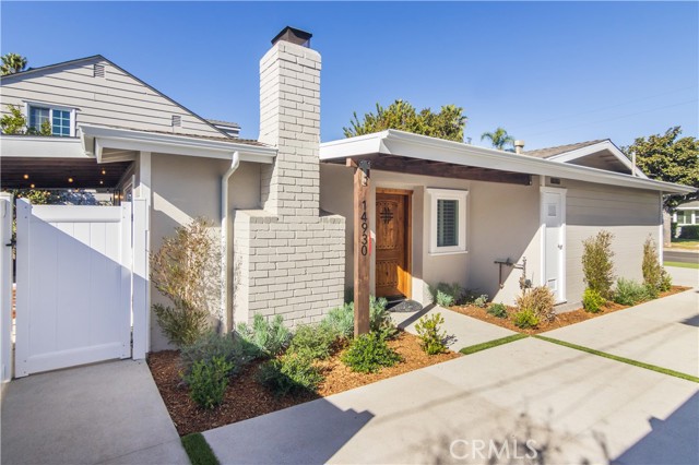 Detail Gallery Image 1 of 21 For 14930 Otsego St, Sherman Oaks,  CA 91403 - 3 Beds | 2 Baths