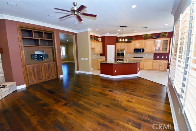 29424 Springside Drive, Menifee CA: https://media.crmls.org/medias/c55d9000-2e34-4dd4-bc39-61b2d70157a6.jpg