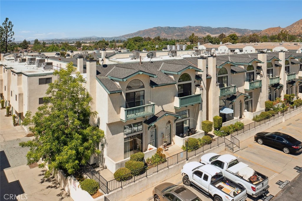 MLS #SR25230843 image #2