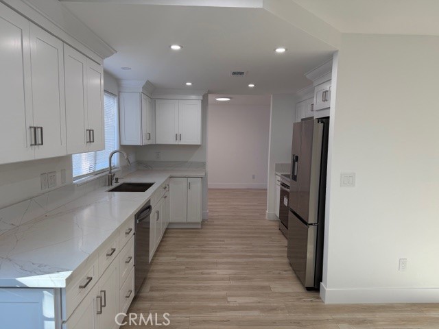 Detail Gallery Image 2 of 54 For 6733 Corintia St, Carlsbad,  CA 92009 - 4 Beds | 2 Baths