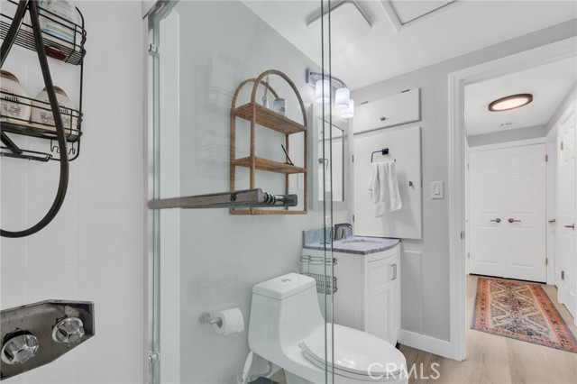 1801 W Chandeleur Drive, San Pedro CA: https://media.crmls.org/medias/c55f1bb3-71d4-42d7-aea2-658c2e78d9e3.jpg