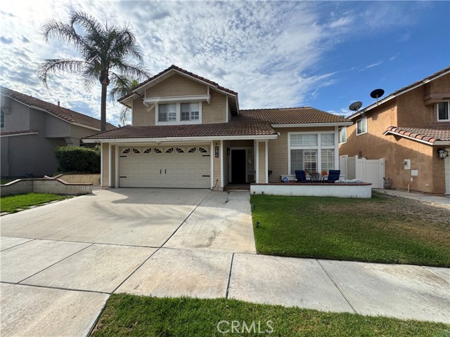 2670 Presidio Circle, Corona CA: https://media.crmls.org/medias/c55f1fef-729a-4e0d-aebd-b917bdf6d822.jpg