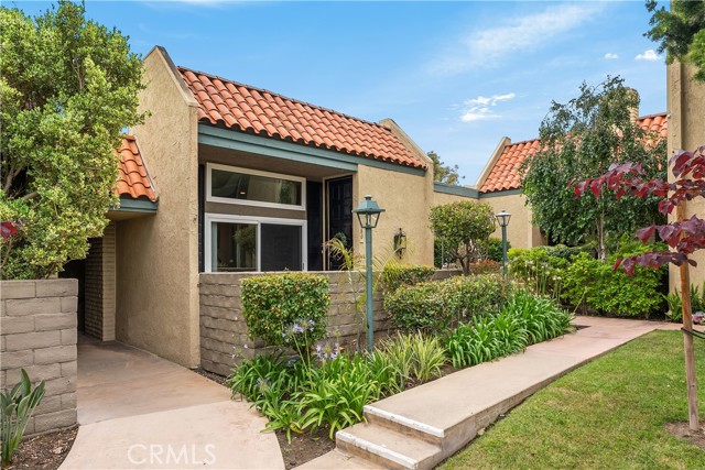 980 Palo Verde Avenue, Long Beach CA: https://media.crmls.org/medias/c55f8ed0-fd1d-4310-840b-1a5780793a6d.jpg