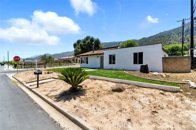 15195 Laguna Avenue, Lake Elsinore CA: https://media.crmls.org/medias/c55f9597-b89a-4fc8-bd64-61f8c65553be.jpg
